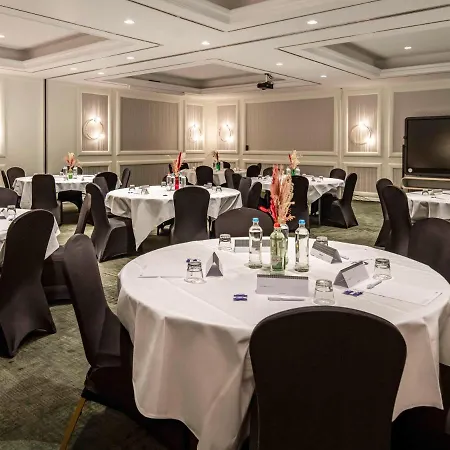 Mercure Centre Hotel