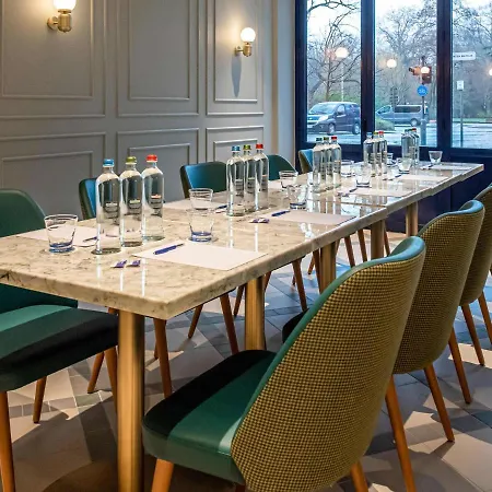 Mercure Centre 4*
