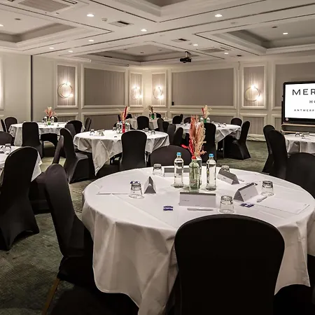 Mercure Centre Hotel