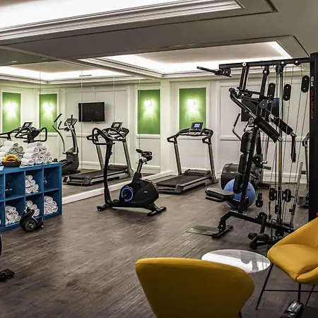 Mercure Centre 4*